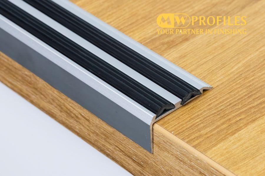 Aluminium Stair Nosing with Rubber Insert 35 MM x 19 MM x 1 M 2 M & 2.5 M Length Anodised Silver Gold Champagne - LSSZG