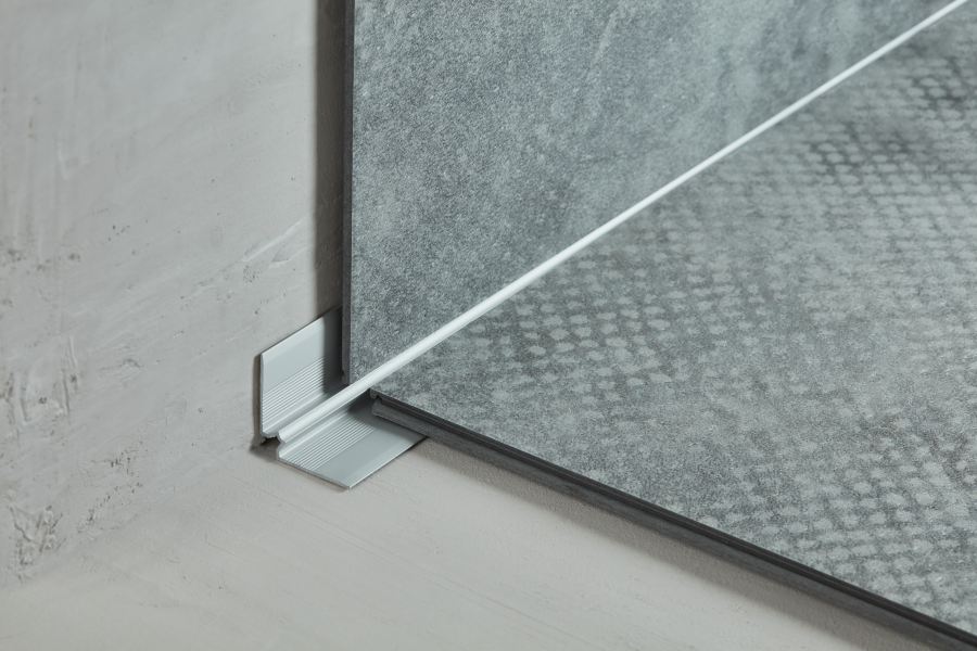 Aluminium Stair Nosing Inner Corner 3 MM x 900 MM & 2500 MM Length Silver LVT W3